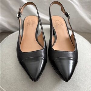 Naturalizer Black Pointed-Toe Slingback Flats